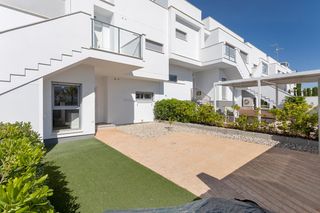 Piano terra in Jacarilla. En venta lujoso apartamento en planta baja ndash vistabella golf