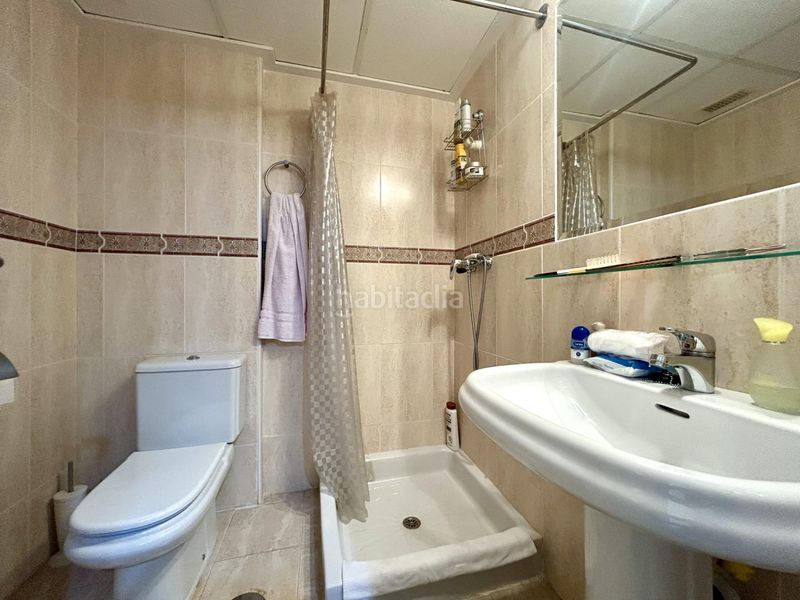 Foto fd103c9f-aeb1-4c17-9f7d-86ff9c8bad19. Casa adossada amb piscina a Aguamarina Orihuela