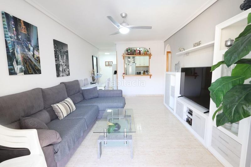 Foto 811950ee-7519-40f9-a164-12c971e5d1a5. Apartament amb piscina a Cañada del Molino Torrevieja