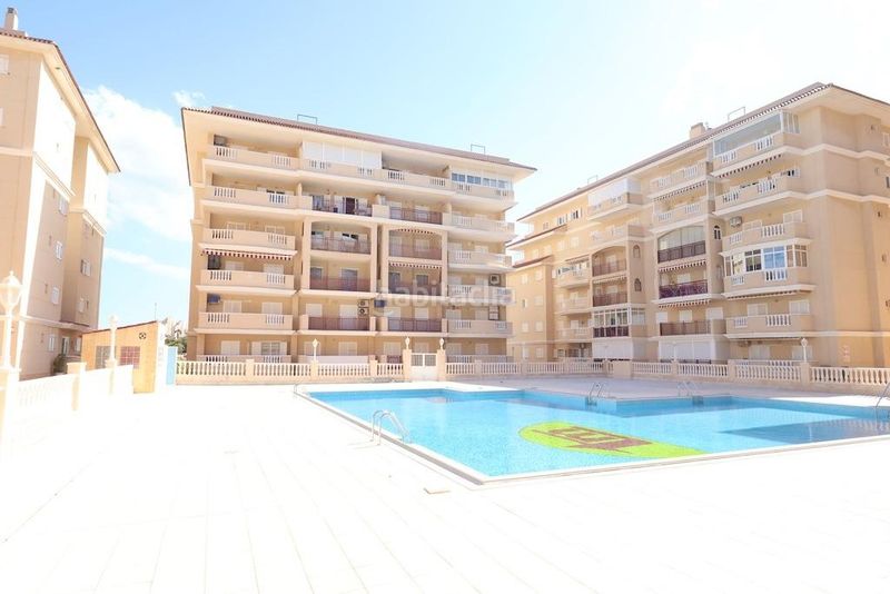 Foto b91d9f74-816a-4b67-a484-a6fefb05e507. Apartament amb piscina a Cañada del Molino Torrevieja