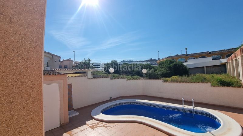 Foto 61dc6482-aa80-4657-81f8-64419720c73f. Xalet amb piscina a Rojales