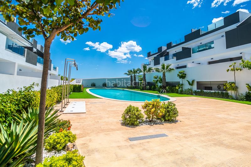 Foto 4a9c7c0c-45e8-47e2-b4d1-2ce8b1c9d99d. Planta baixa amb piscina a Los Balcones-Los Altos Torrevieja