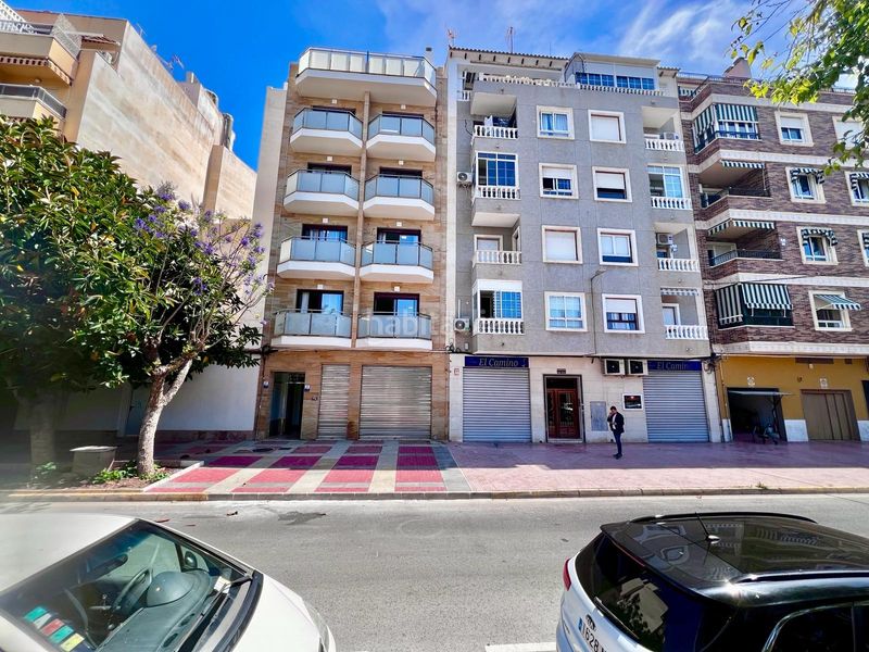 Foto 1bfefb50-09cb-4933-b85d-c01c8cf5f9b0. Àtic a Puerto Deportivo Torrevieja