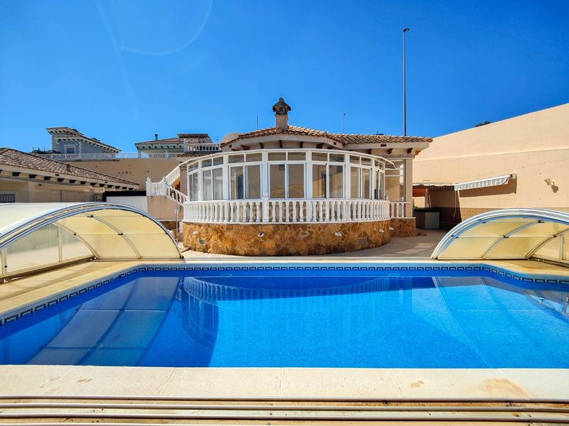 Foto a4e0fe7c-2ce3-4c5b-91aa-297bafcb2eed. Casa amb calefacció aparcament piscina a Bigastro