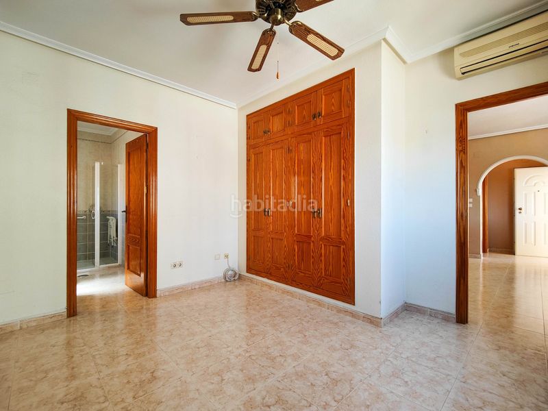 Foto dc6a51f3-d673-4f34-9d38-1158a6c0a230. Casa amb calefacció aparcament piscina a Bigastro