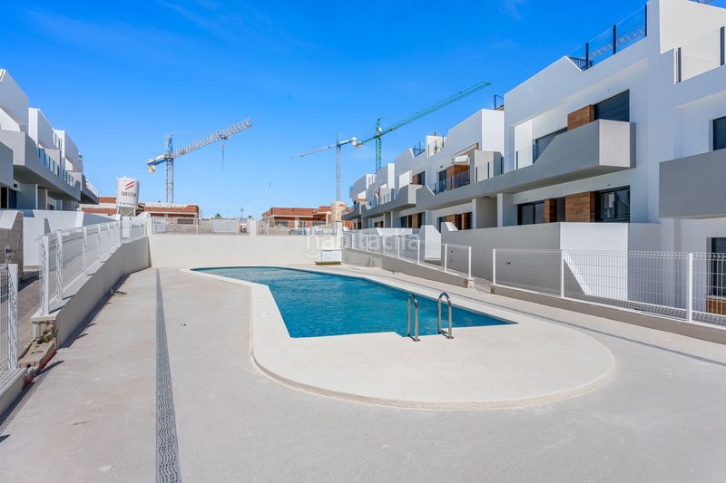 Foto 109bd33d-cc0a-46a3-be53-2fa4b14e5cf9. Planta baixa amb piscina a San Miguel de Salinas