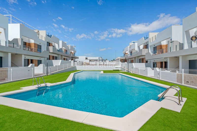 Foto 4bd4c14a-ca92-4979-a3bd-c0ef90150ee3. Planta baixa amb piscina a San Miguel de Salinas