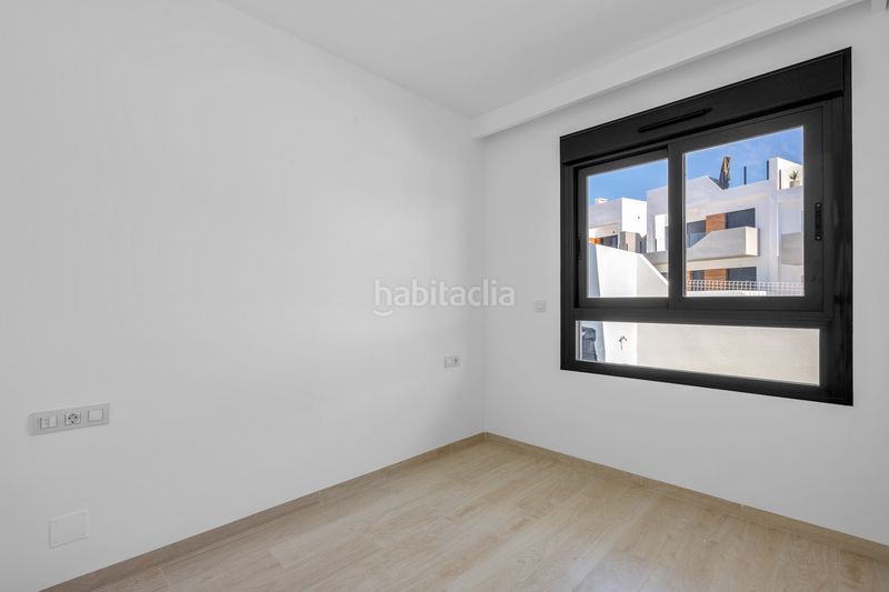 Foto c339a595-ec00-497d-b4a4-bd8a47a0d709. Planta baixa amb piscina a San Miguel de Salinas