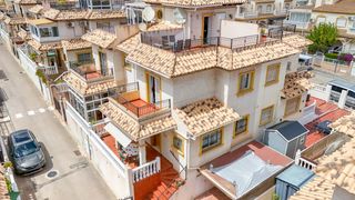 Casa aparellada a Playa Flamenca