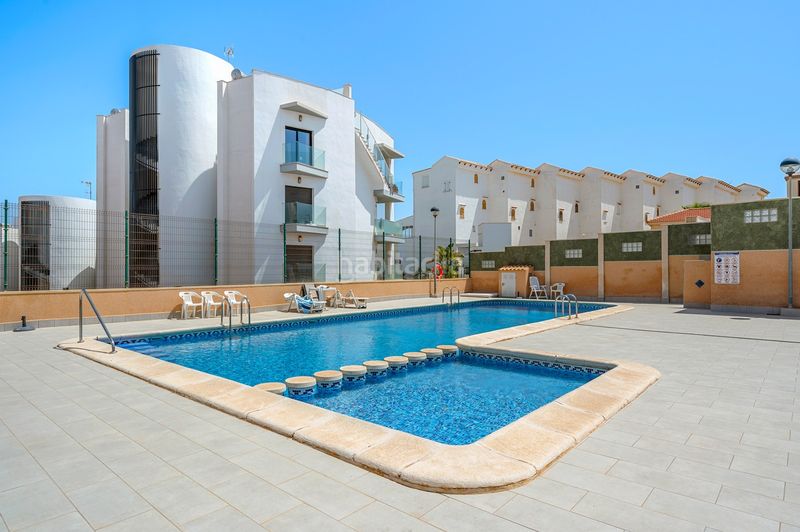 Foto 61cd3c24-3b2d-434a-a73f-474e624faf11. Apartament amb piscina a Cabo Cervera Torrevieja