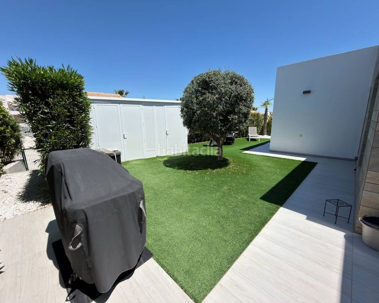 Foto c5b57973-a343-42b7-a4ee-834093d92d86. Chalet con piscina in Algorfa