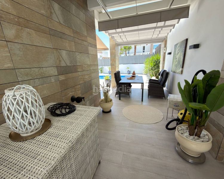 Foto d75906c8-62a0-42b8-92b0-7687620bc1ee. Chalet con piscina in Algorfa