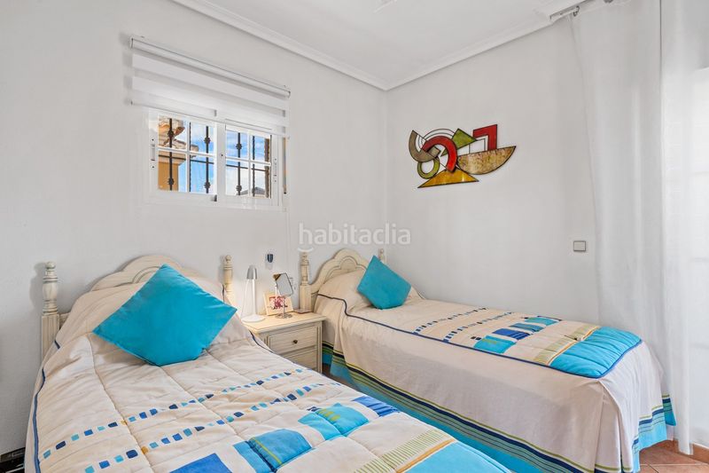 Foto c17ab4b2-75fe-4315-8a17-5b18e910bd1f. Xalet amb piscina a Algorfa