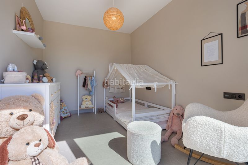 Foto 0c8e4b15-4808-44d3-b053-5d4a5aa8e000. Xalet amb piscina a Rojales