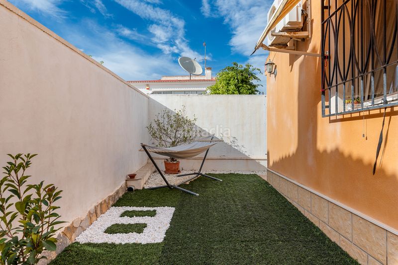 Foto 20cbea94-65d9-4792-9c17-161fe7b07deb. Chalet ... en Rojales