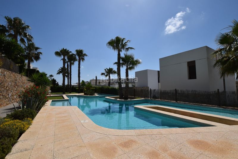 Foto 02321b50-5682-410f-a91f-ca544c72f774. Planta baixa amb piscina a Algorfa