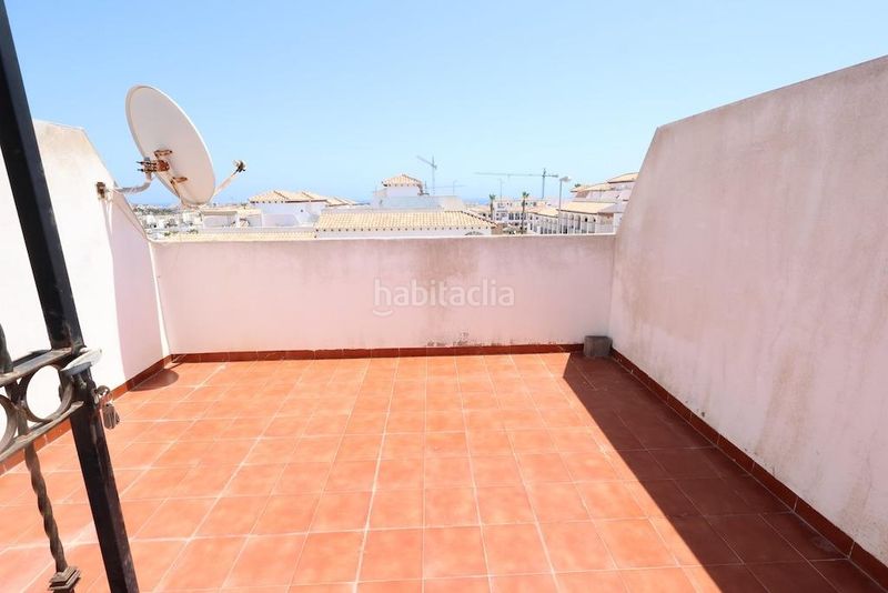 Foto 00b7defa-8021-490b-b6eb-a4e7d5564609. Casa adossada amb piscina a Los Balcones y los Altos Orihuela