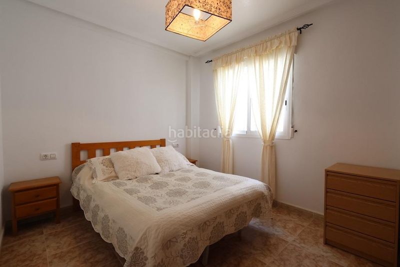 Foto d333d72c-d2e0-426f-bb64-8484a9919f2d. Casa adossada amb piscina a Los Balcones y los Altos Orihuela