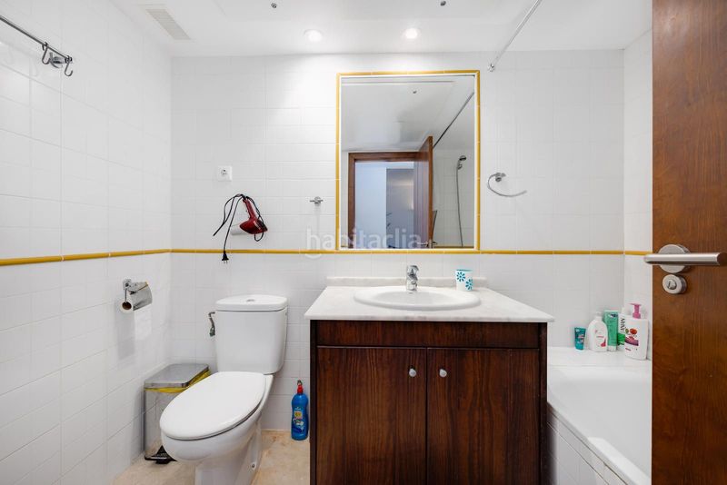 Foto c2a0ad11-d17a-4361-9870-a44b69982213. Apartament amb piscina a Punta Prima Torrevieja