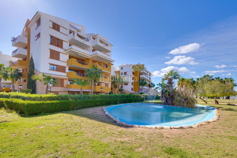 Foto ee245de2-3548-4f6d-a31a-4ad5e95800ab. Apartament amb piscina a Punta Prima Torrevieja