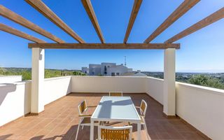 Ático en Lomas de Campoamor - Las Ramblas. Nos complace presentar este exclusivo aacutetico en esquina situ