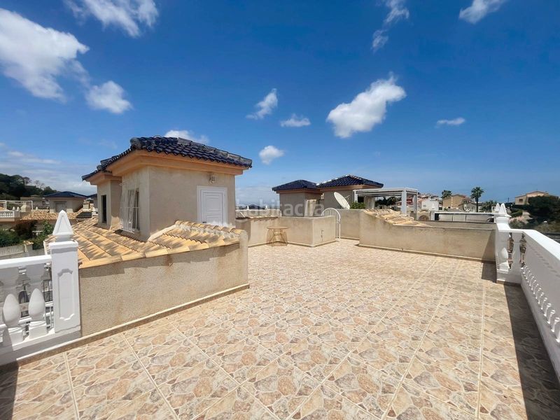 Foto 0b2511c8-09ab-401c-9710-a0616eebd04d. Casa aparellada amb piscina a Rojales