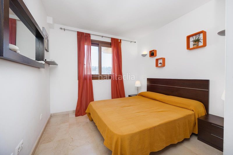Foto a978e832-94e9-4903-b116-30cb4e6bafe7. Apartament amb piscina a Punta Prima Torrevieja