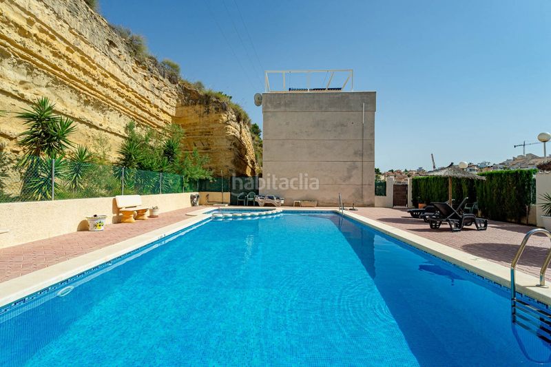 Foto 1d1f772b-e99d-4a90-bc67-61a4db17a1ee. Planta baixa amb piscina a Rojales