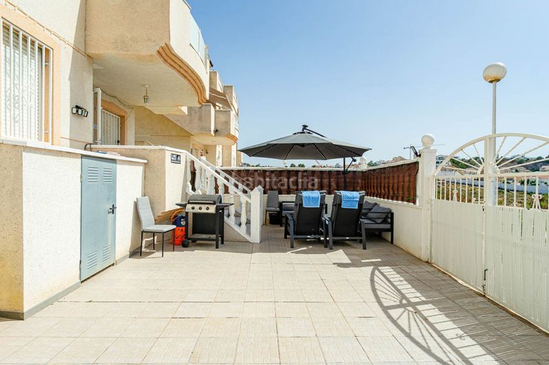 Foto 68e9c3d9-5da8-46d4-adbe-e53100a2d91e. Planta baixa amb piscina a Rojales