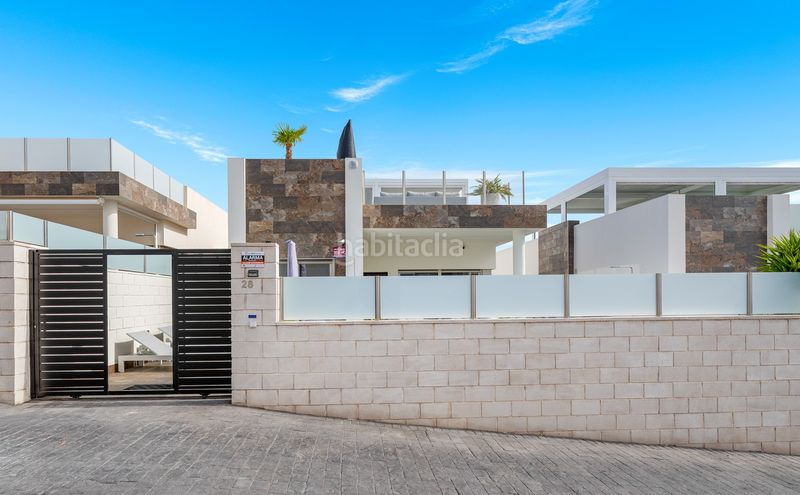 Foto b01fdff1-f0bc-480d-9444-5e7674875f8f. Chalet ... en Los Almendros Orihuela