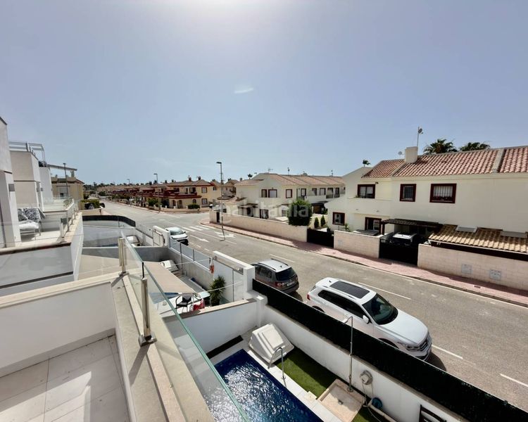 Foto 50ea441a-da9e-4017-984e-187e04db7869. Xalet amb piscina a Centro de la Ciudad Quesada Rojales