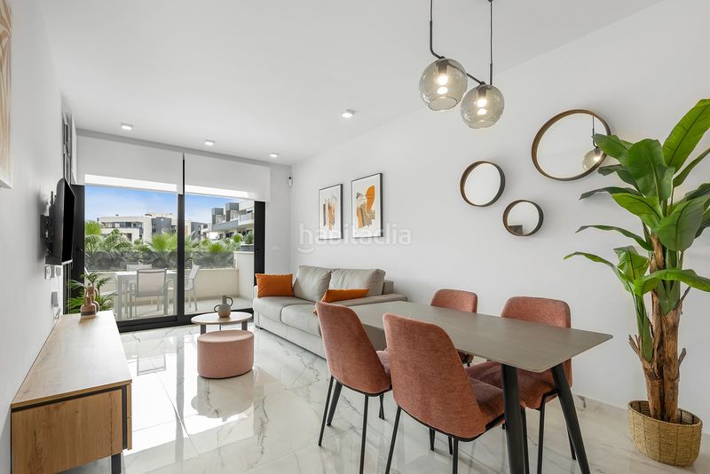 Foto 4b696516-b95a-45ca-a1fe-47c6ce171485. Apartament amb aparcament piscina a La Florida Orihuela