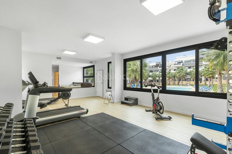 Foto 84354df4-6ad1-4dca-bf9b-43fd4fe4cd72. Apartament amb aparcament piscina a La Florida Orihuela