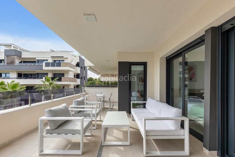 Foto a7dc75ca-ccb7-4017-be66-0952eb7fcc49. Apartament amb aparcament piscina a La Florida Orihuela
