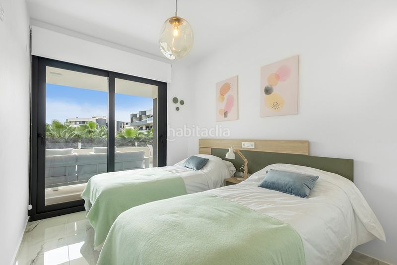 Foto bbe7918d-44e5-4c0b-bb25-ff57d49b0636. Apartament amb aparcament piscina a La Florida Orihuela