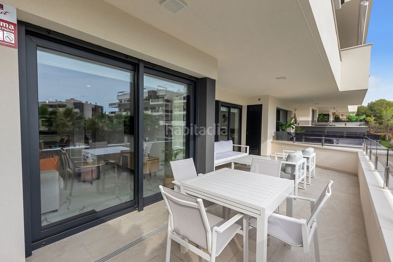 Foto c74b293c-e7cc-4c84-972f-f0d7a3f1851e. Apartament amb aparcament piscina a La Florida Orihuela