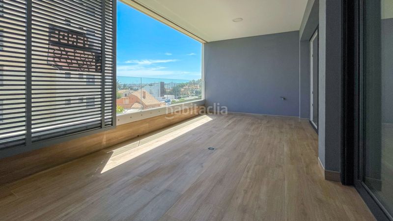 Foto 2fcd821f-5a3c-4c3e-8d8e-6591bef29d99. Apartament amb piscina a Punta Prima Torrevieja