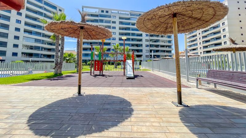 Foto 56d25726-5694-4d3f-a354-6aaa94bc0633. Apartament amb piscina a Punta Prima Torrevieja