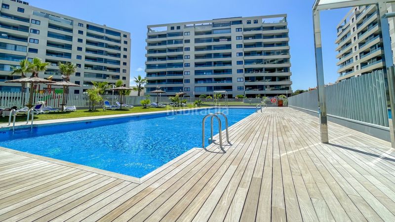 Foto 90ff6982-6ba4-465d-93c7-5f0e69ca02f2. Apartament amb piscina a Punta Prima Torrevieja