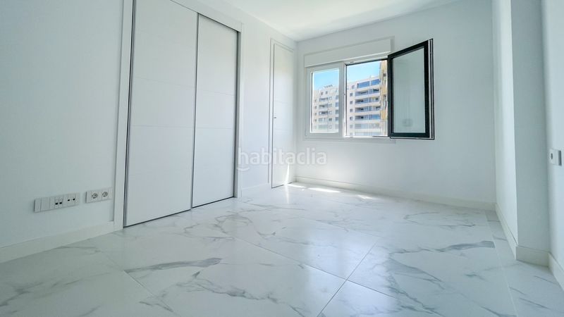 Foto 97cde111-b9dd-4930-a9a9-a3122bed1ab0. Apartament amb piscina a Punta Prima Torrevieja