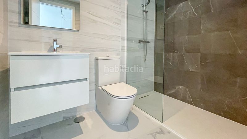 Foto a0cce647-e10c-491c-818e-a004e5e8a337. Apartament amb piscina a Punta Prima Torrevieja