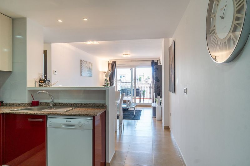 Foto f591af96-724f-47c2-8f95-bac92a418db1. Apartament amb piscina a Villamartín-Las Filipinas Orihuela