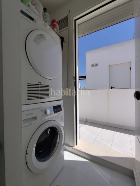 Foto 58d7376a-7466-4b09-9bb7-37b7a69f831f. Casa adossada amb piscina a Parque Acuático - Sector 25 Torrevieja