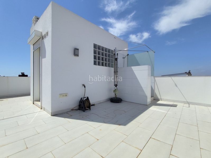 Foto aaf2553e-945f-4266-b956-12c5711ff2a8. Casa adossada amb piscina a Parque Acuático - Sector 25 Torrevieja