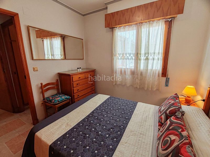 Foto 26a35eab-2716-401a-8c7c-9816e91659d7. Apartament amb piscina a Avenida Habaneras - Curva de Palangre Torrevieja