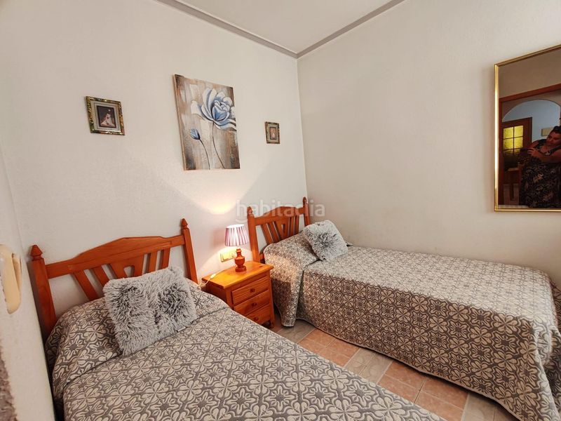 Foto 661e7e76-d146-4f1e-9066-96b1cf56fc03. Apartament amb piscina a Avenida Habaneras - Curva de Palangre Torrevieja