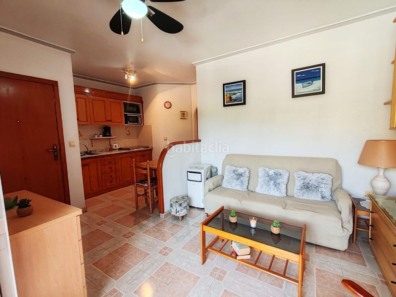 Foto 74b0a507-65c5-447c-ad36-ae307d088381. Apartament amb piscina a Avenida Habaneras - Curva de Palangre Torrevieja