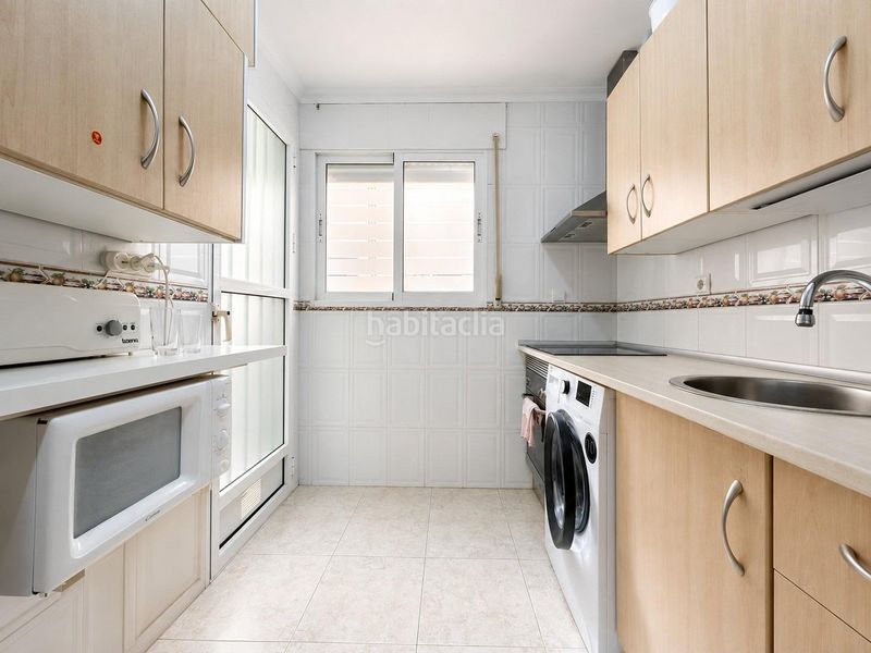 Foto aed007de-920e-42ed-9f02-dd7f24f878f9. Apartament amb piscina a Campoamor Orihuela