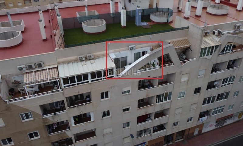 Foto f33f04f3-12d4-43b4-adac-a9c8a5195196. Àtic amb piscina a El Molino Torrevieja