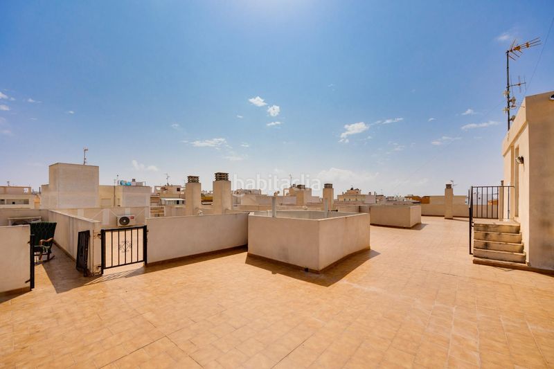 Foto 9aa0f5f4-56be-40c6-9d53-fb8f79b02b0f. Àtic a El Molino Torrevieja